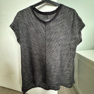 Lululemon t shirt